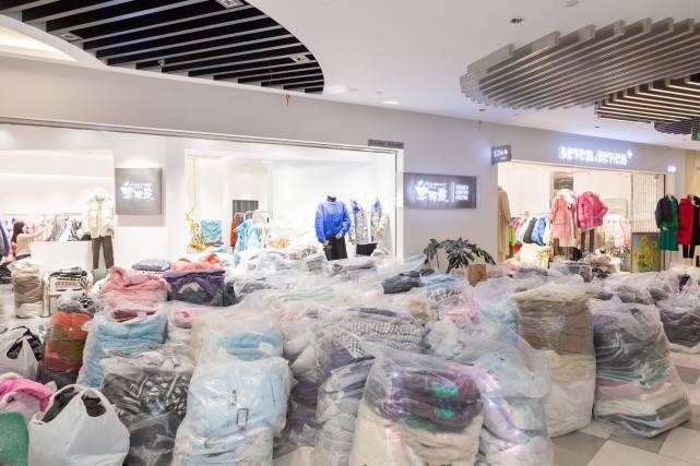 西南地区服装小店怎么做？成都重庆服装批发市场对比(图4)